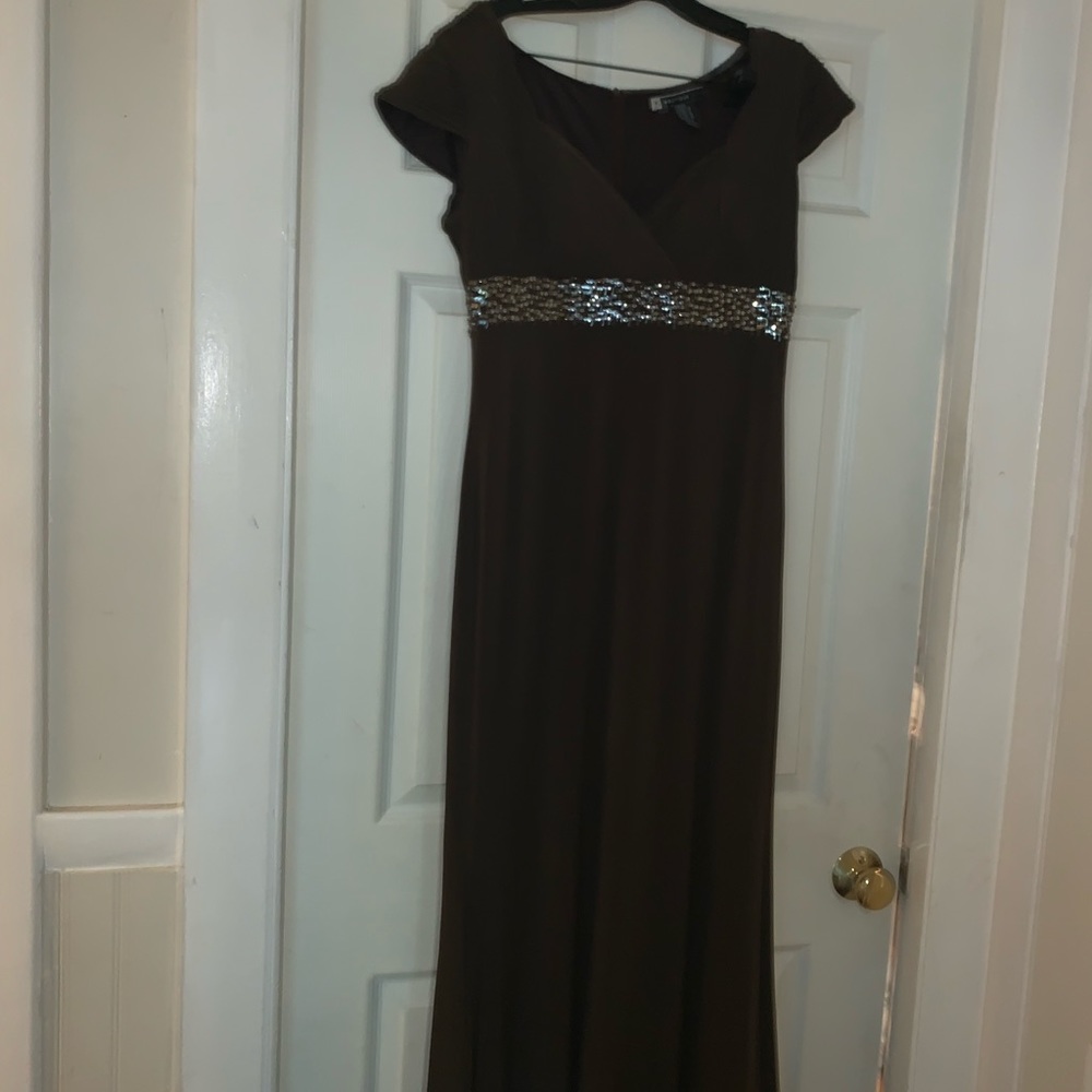 JS Boutique brown dress